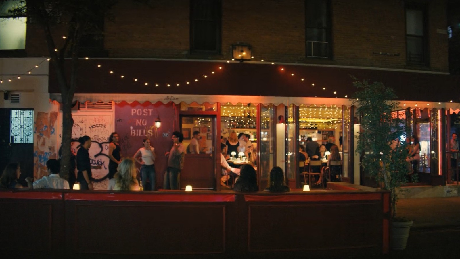 The bar where Pretty Petty begins